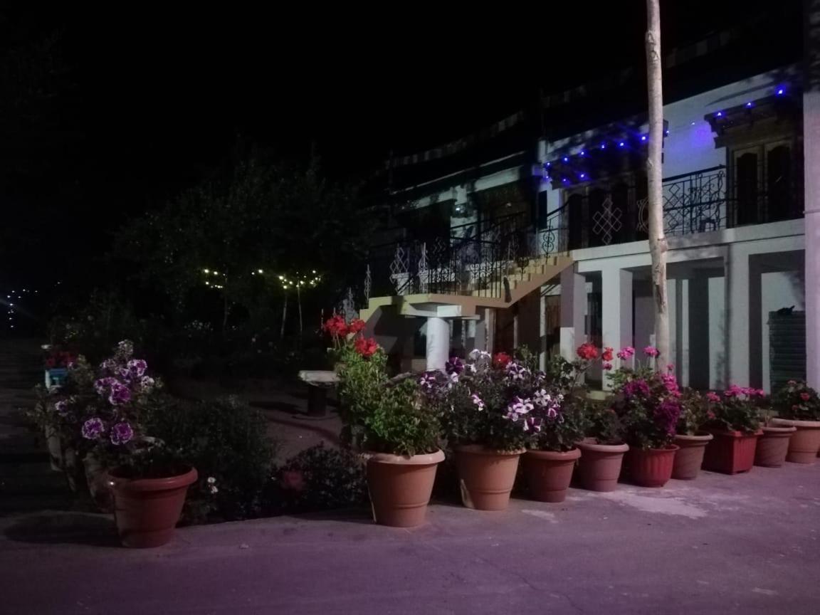 Sernang Homestay Hundar Экстерьер фото