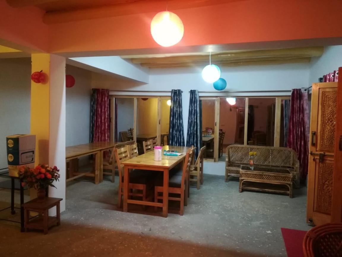 Sernang Homestay Hundar Экстерьер фото