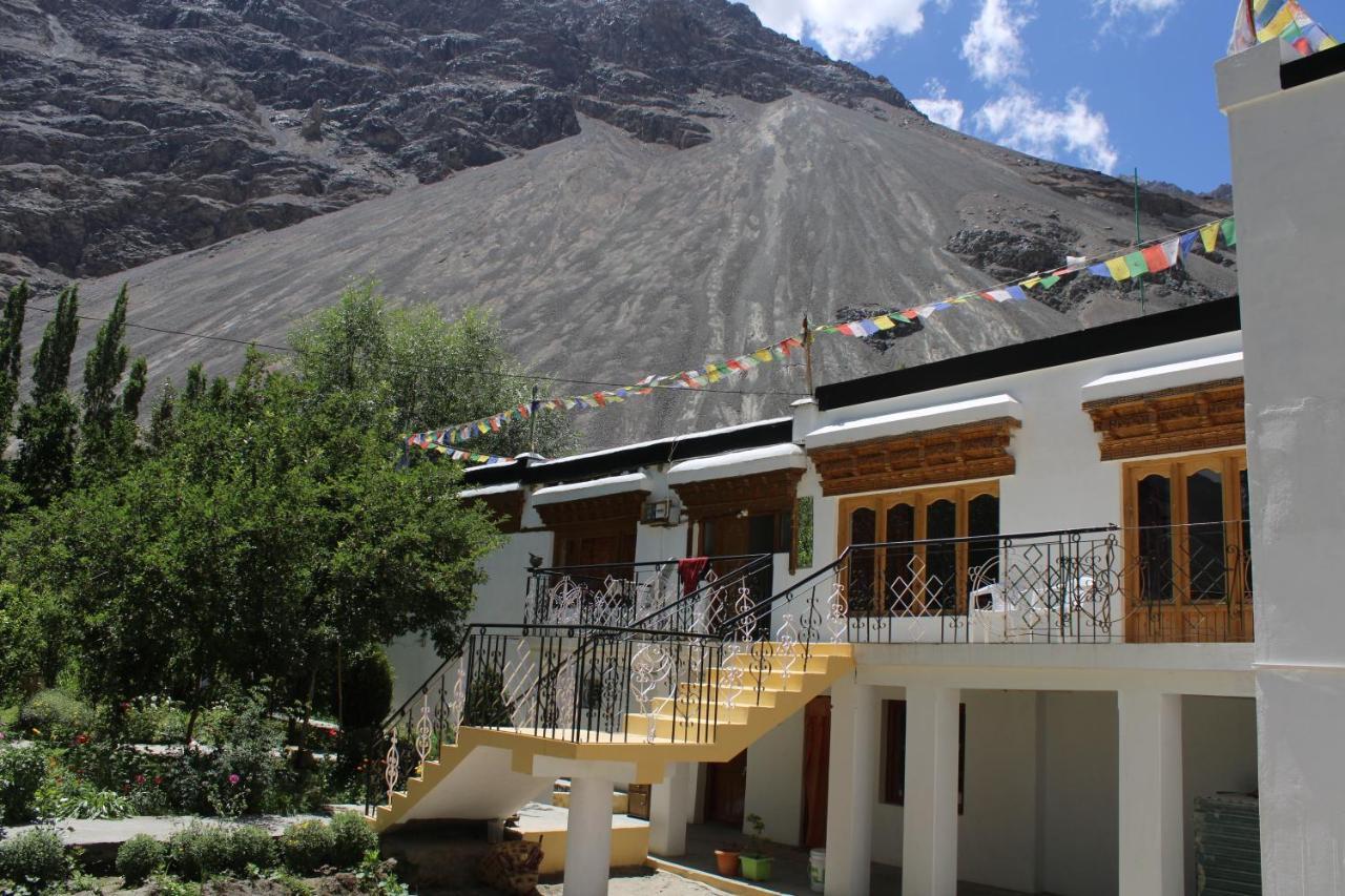 Sernang Homestay Hundar Экстерьер фото