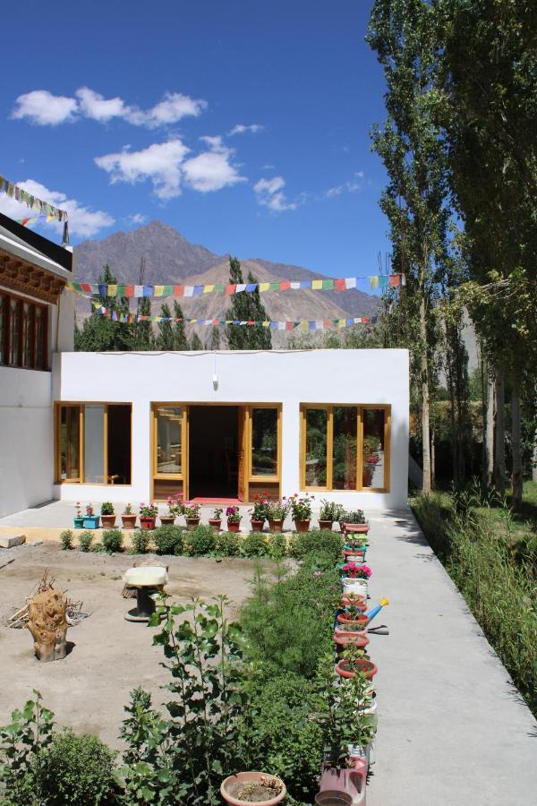 Sernang Homestay Hundar Экстерьер фото