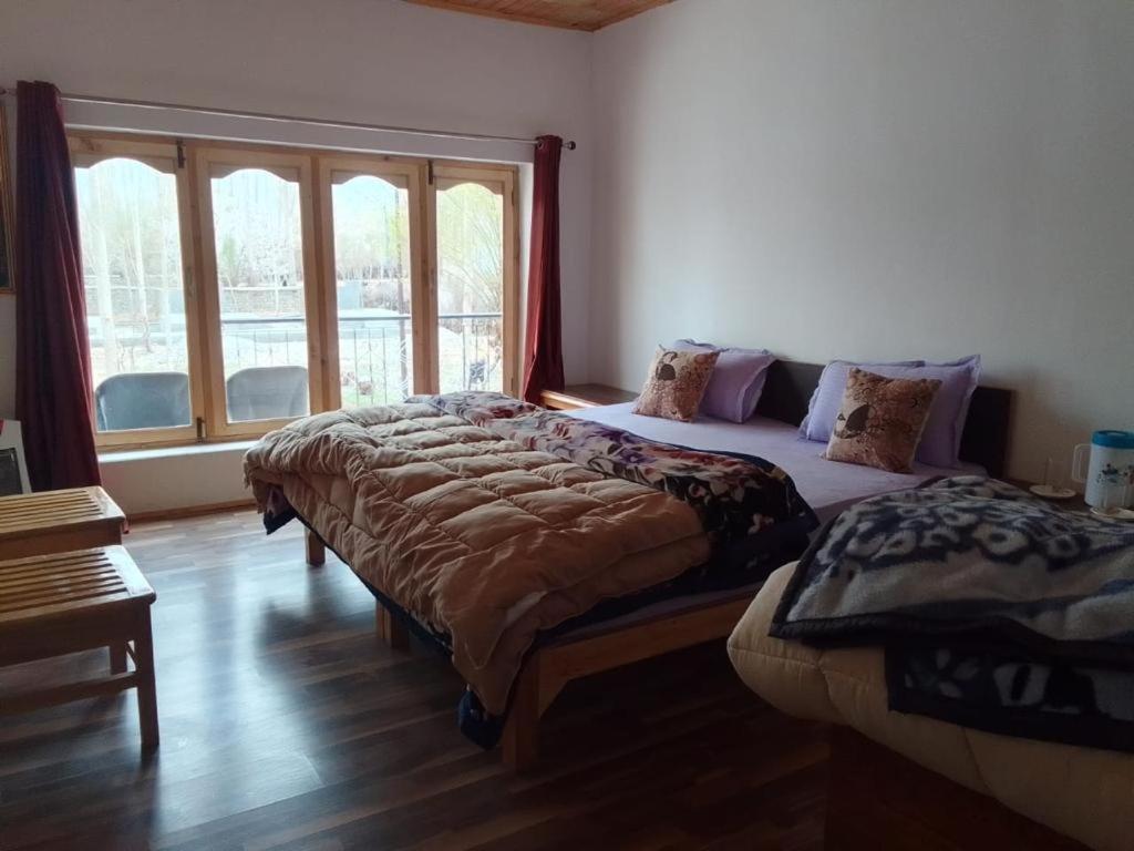 Sernang Homestay Hundar Экстерьер фото