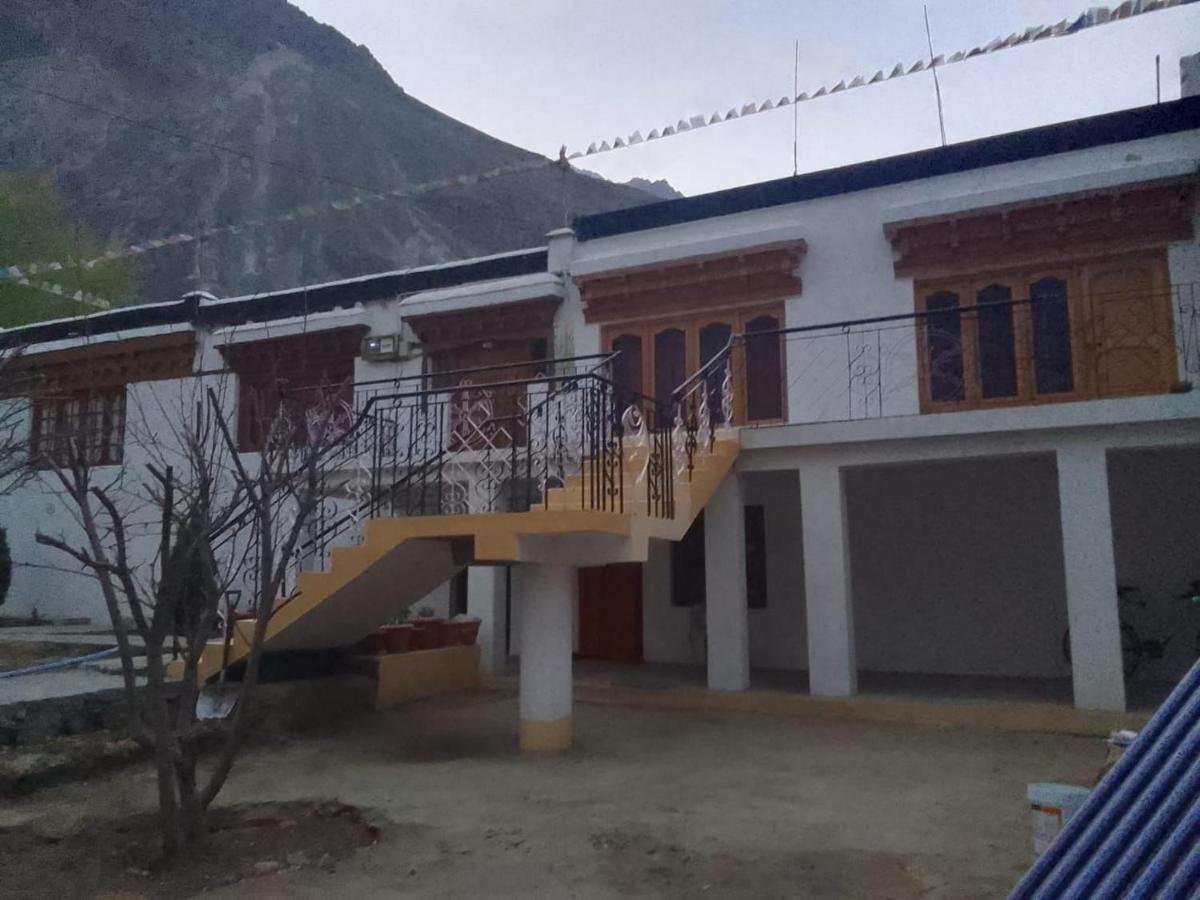 Sernang Homestay Hundar Экстерьер фото